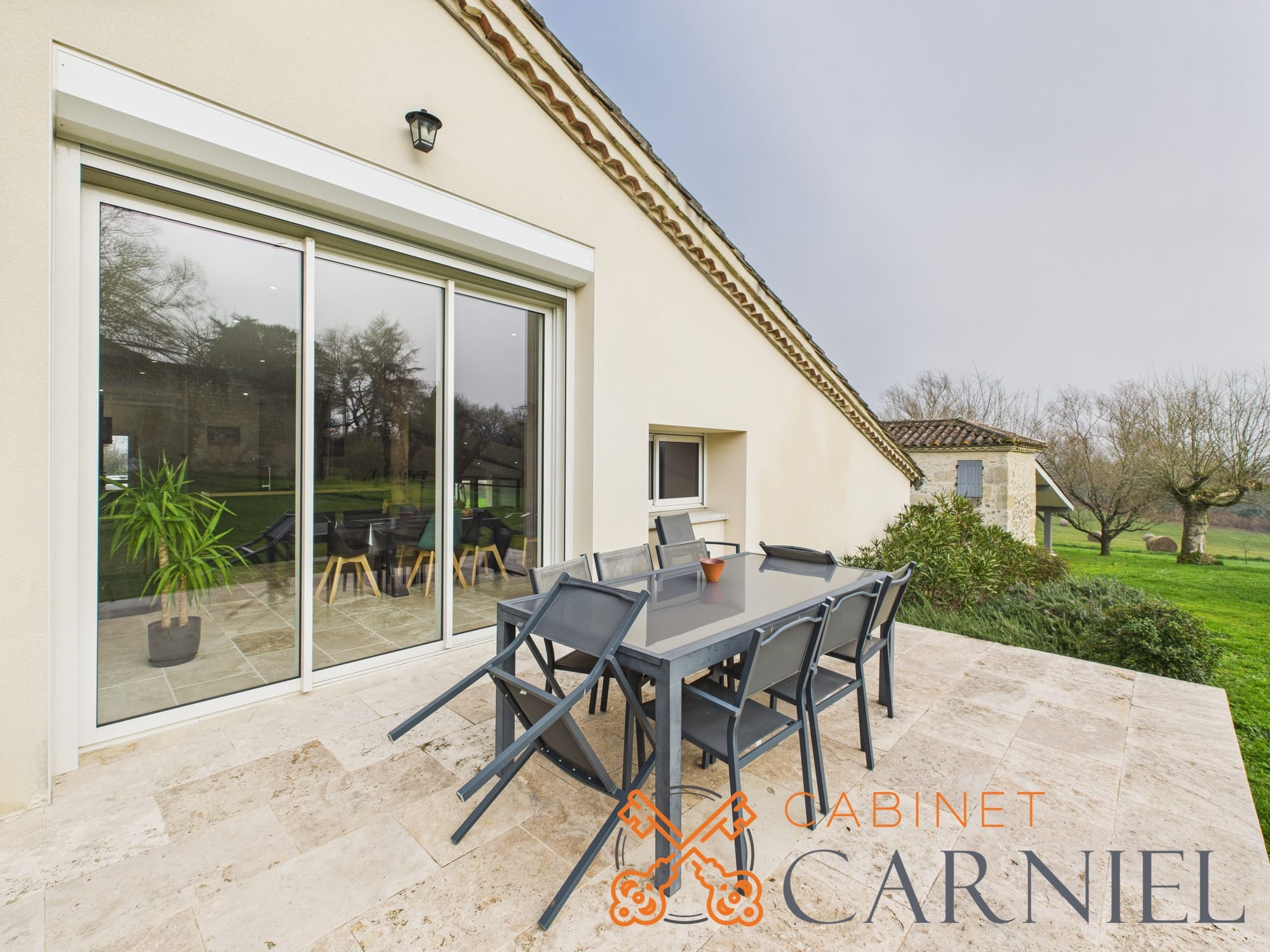 photo_63f622a7a2df2c5a6f5c7cfb4391ed6f